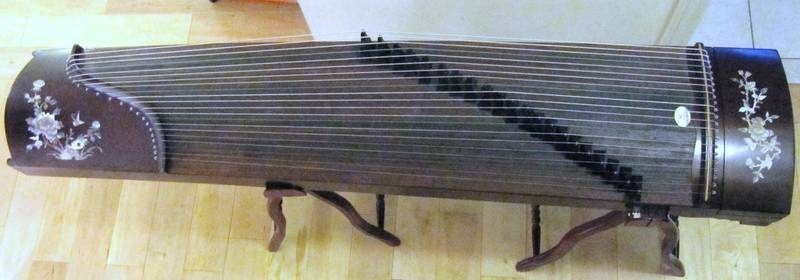 guzheng 2012.jpg