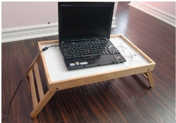 电脑小桌子.jpg