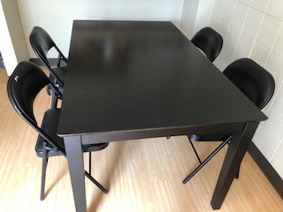 桌子2.jpg