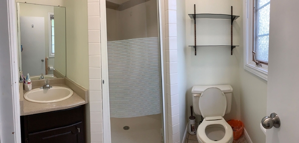 resizedbathroom1.jpg