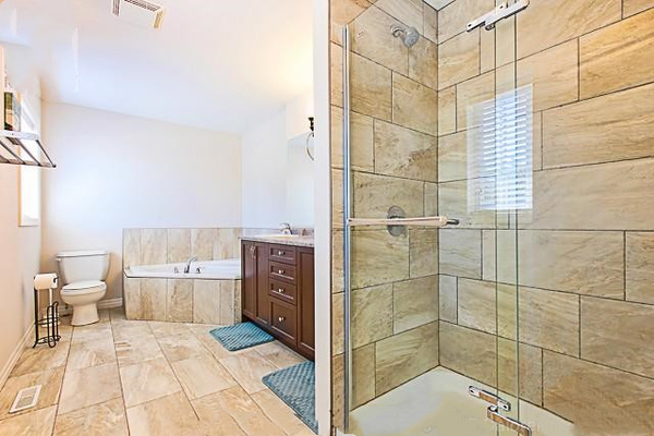 master bathroom1.jpg